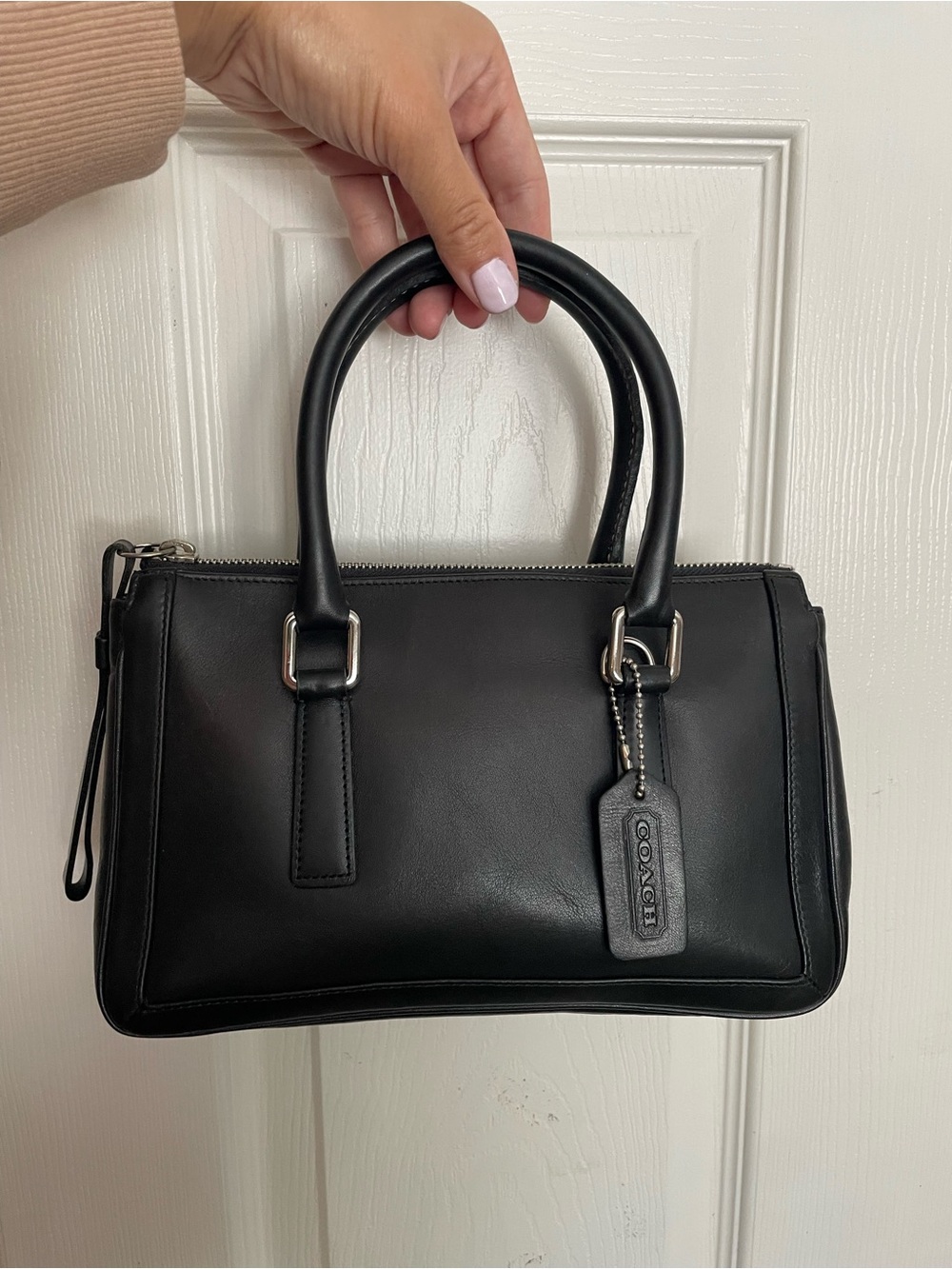 Vintage Coach 9421 Bonnies Legacy Small Black Leather Top-Handle Zip Satchel